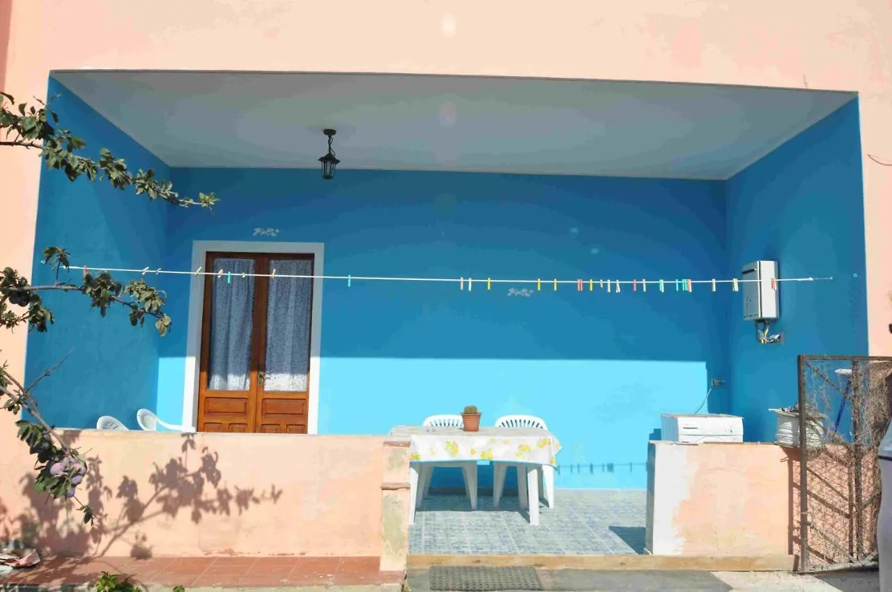 Bed & Breakfast B&B Il Gabbiano SantʼAntìoco Italië